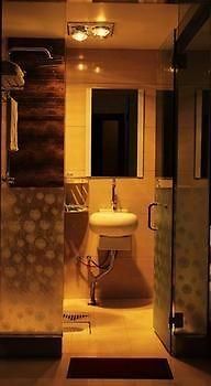 Lucky 5 Million Express Hotel Yuxi Κούνμινγκ Εξωτερικό φωτογραφία