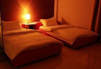 Lucky 5 Million Express Hotel Yuxi Κούνμινγκ Εξωτερικό φωτογραφία